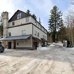 Bright In The Mountains By Renters